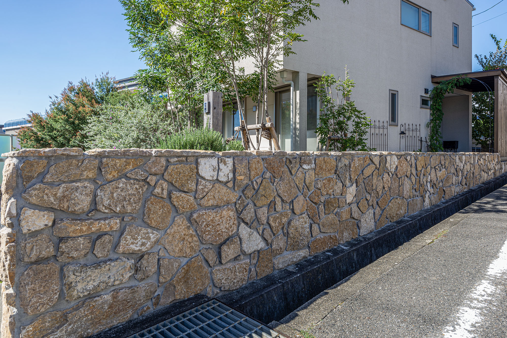 ロックフェイス コーヒーブラウン | 造園資材館