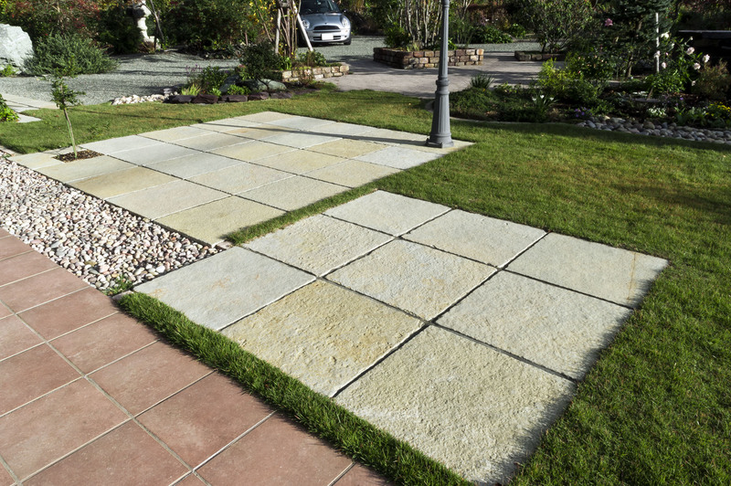 ヴィスタストーン ライムフラッグ イエロー (タンブル) | 造園資材館