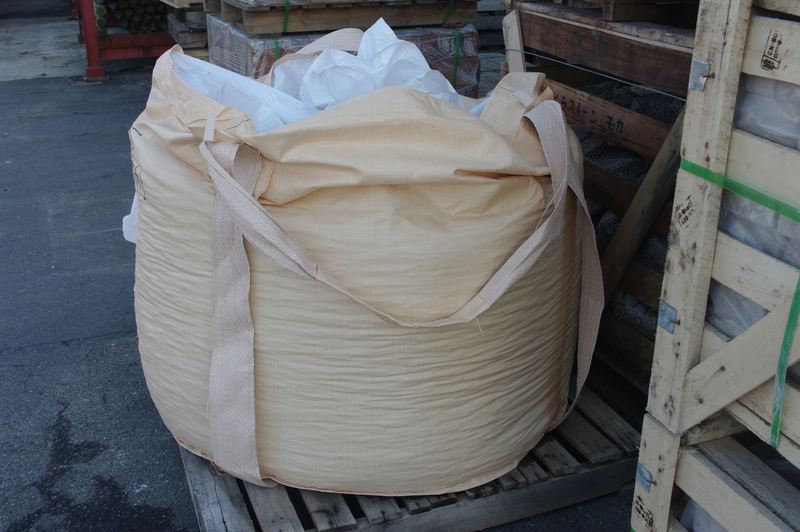 ワンウェイコンテナーバック(フレコン袋) 排出口付き | 造園資材館